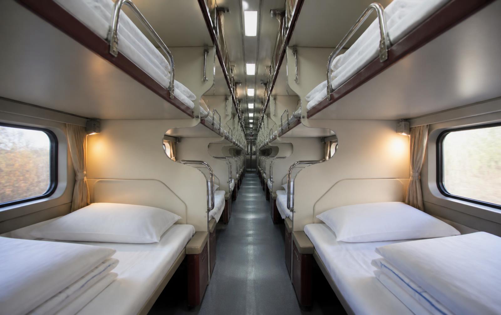 Mumbai to Delhi route